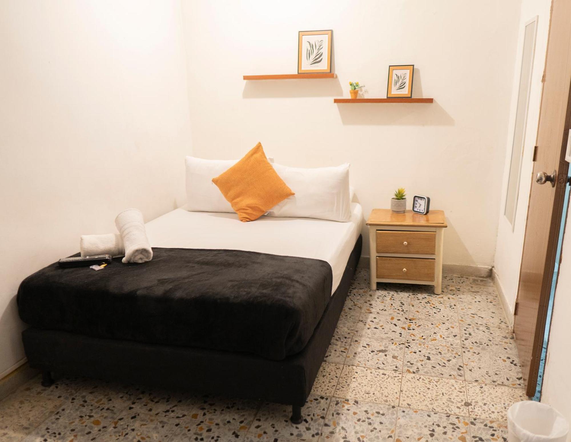 מדיין Buntes House-Casa Hotel Laureles-Estadio מראה חיצוני תמונה