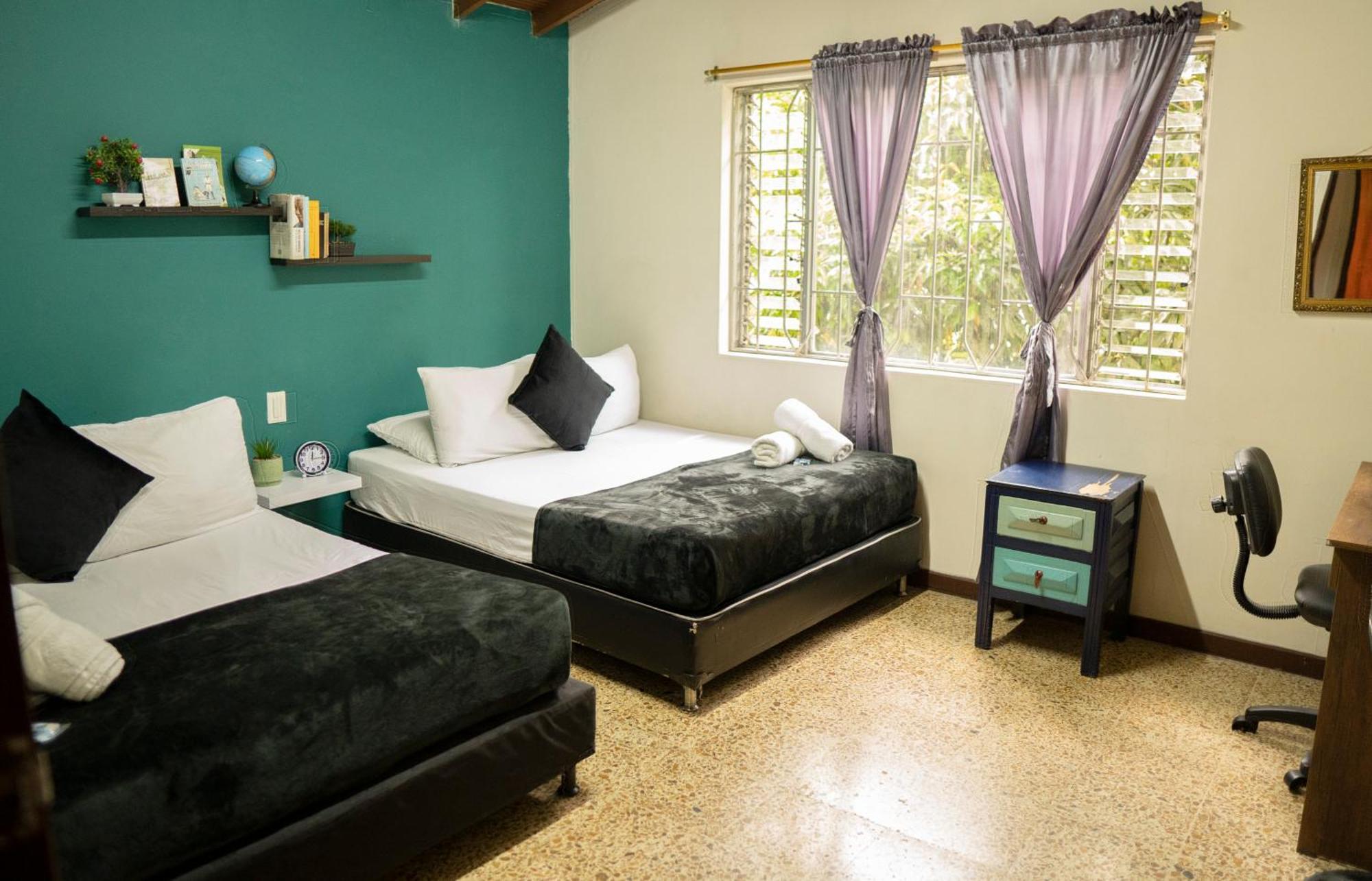 מדיין Buntes House-Casa Hotel Laureles-Estadio מראה חיצוני תמונה
