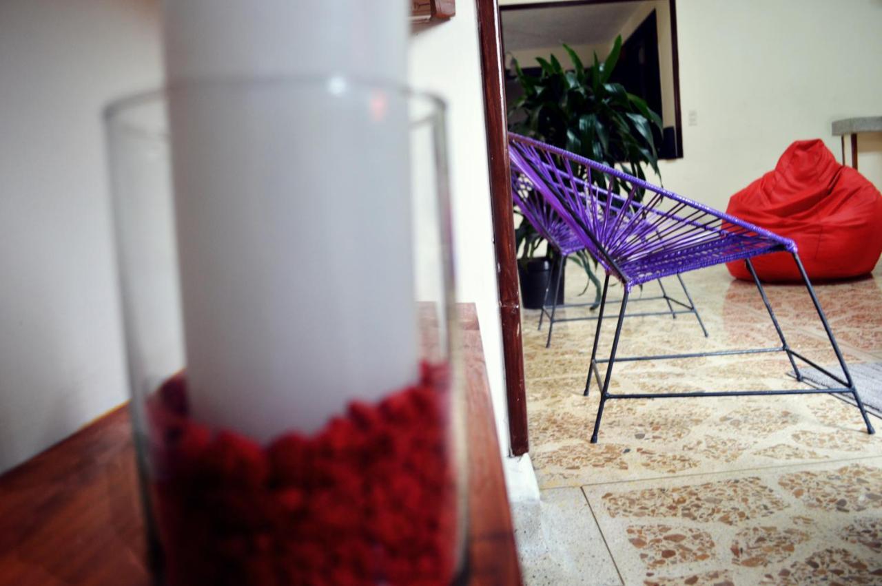 מדיין Buntes House-Casa Hotel Laureles-Estadio מראה חיצוני תמונה